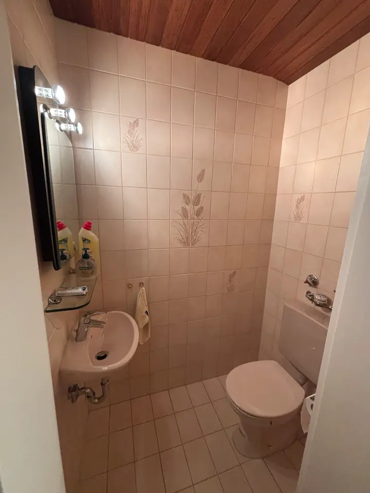 1 room apartment with 82 m² in Munich – Photo 6