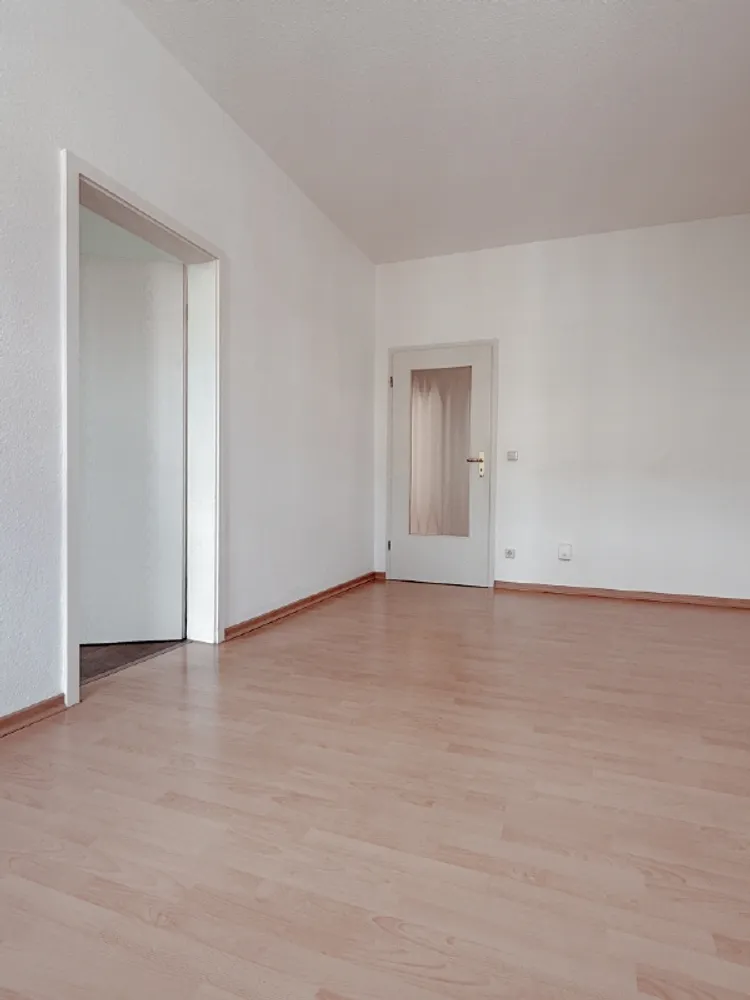 3 Zimmer Wohnung mit 77 m² in Chemnitz – Bild 2