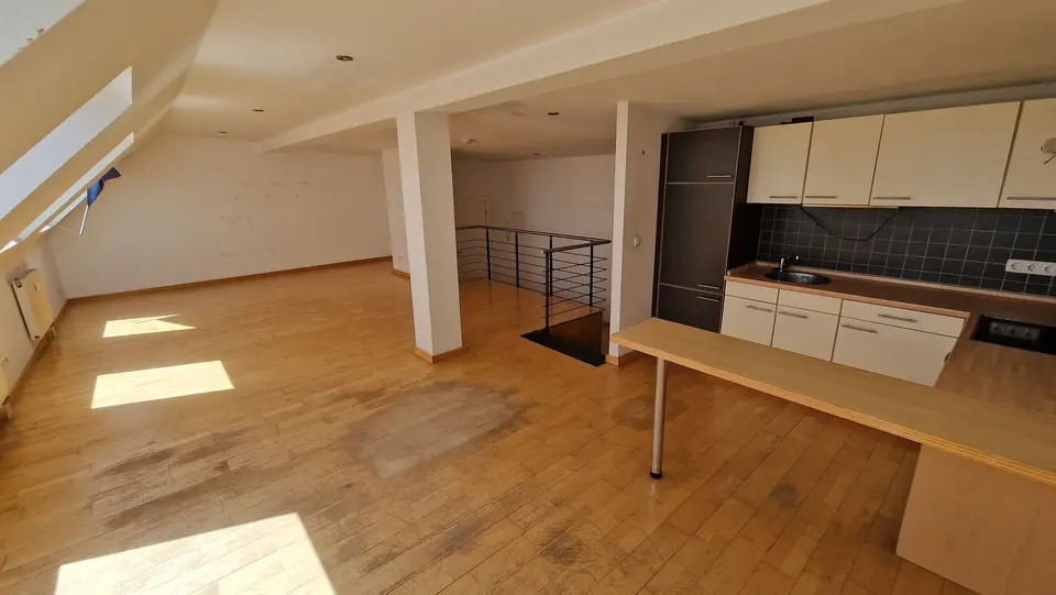 3 room apartment with 118 m² in Magdeburg – Photo 3