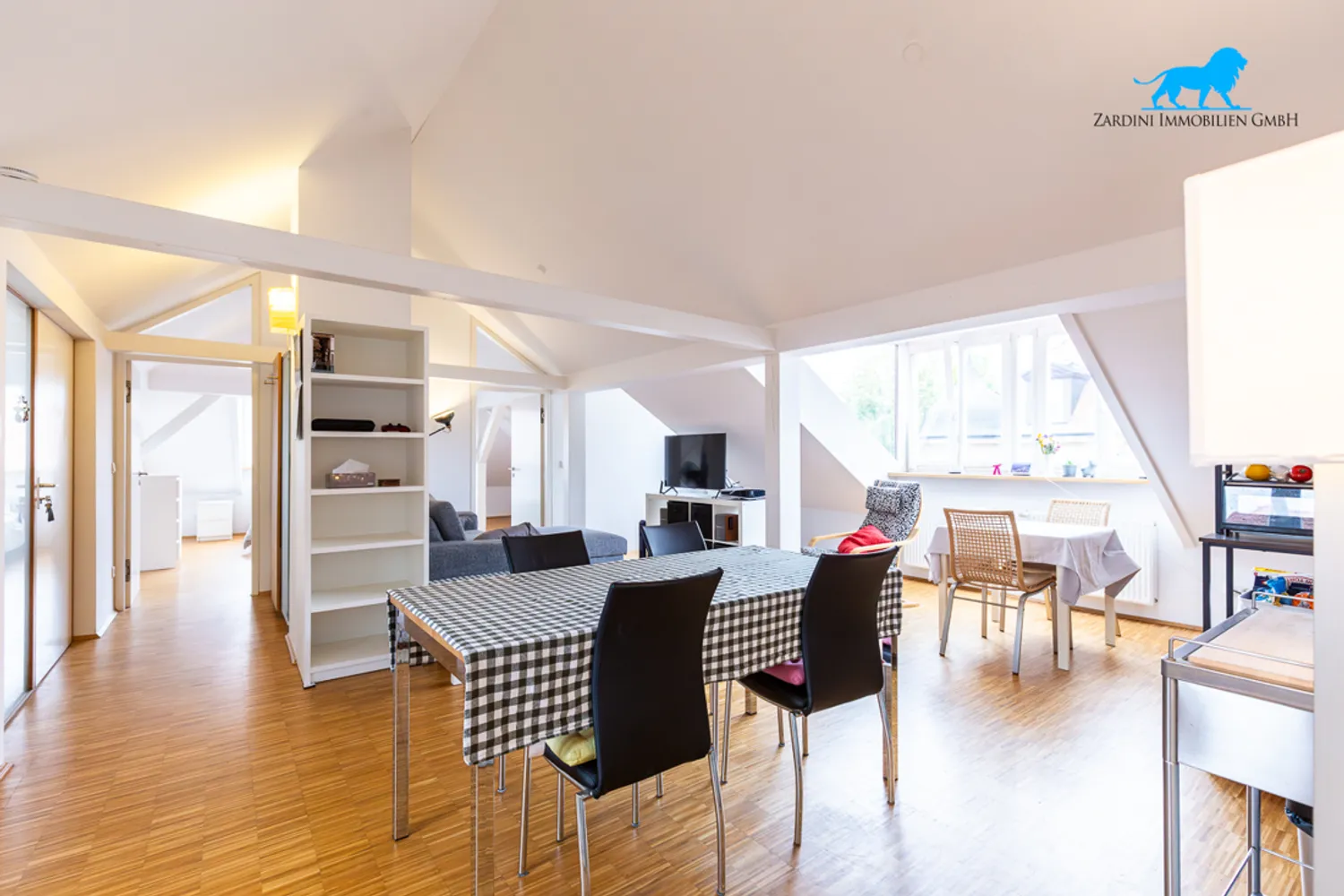 2 Zimmer Wohnung mit 84 m² in Nürnberg – Bild 4