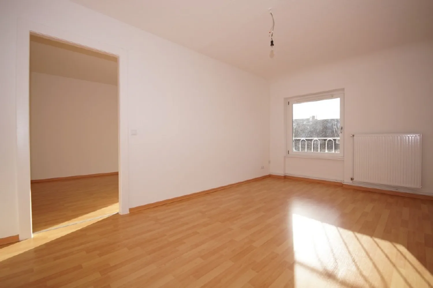 2 Zimmer Wohnung mit 56 m² in Düsseldorf – Bild 2