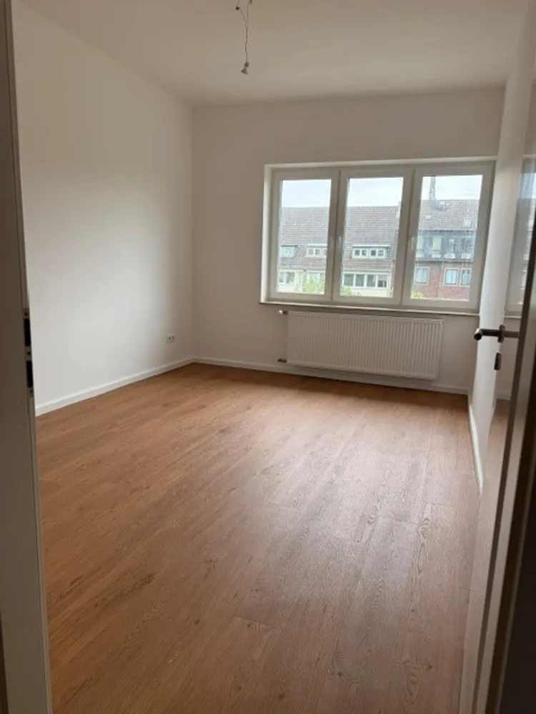 4 Zimmer Wohnung mit 106 m² in Köln – Bild 5