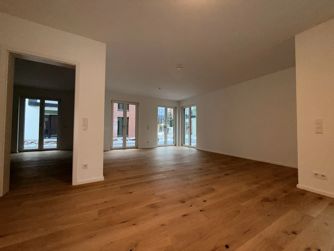 2 Zimmer Wohnung mit 79 m² in Frechen – Bild 2