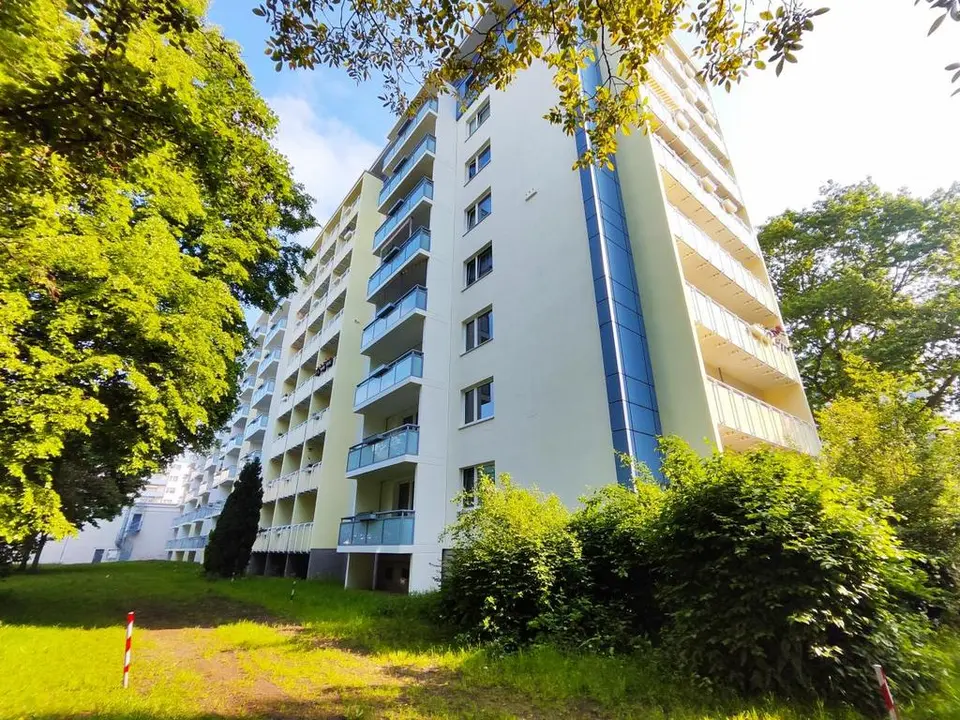 2 room apartment with 65 m² in Chemnitz – Photo 4