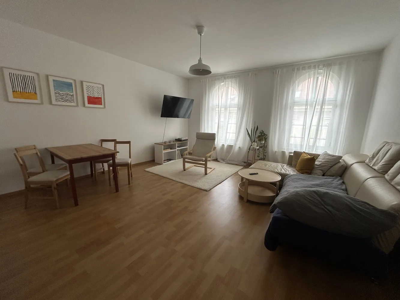 2 Zimmer Wohnung mit 65 m² in Halle (Saale) – Bild 2