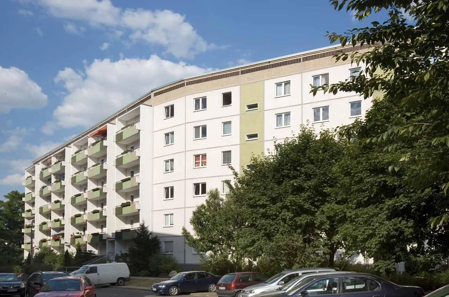 4 Zimmer Wohnung mit 82 m² in Magdeburg – Bild 1