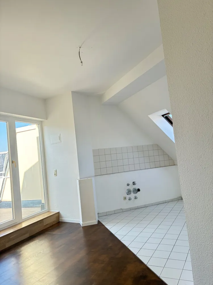 2 Zimmer Wohnung mit 88 m² in Dresden – Bild 8