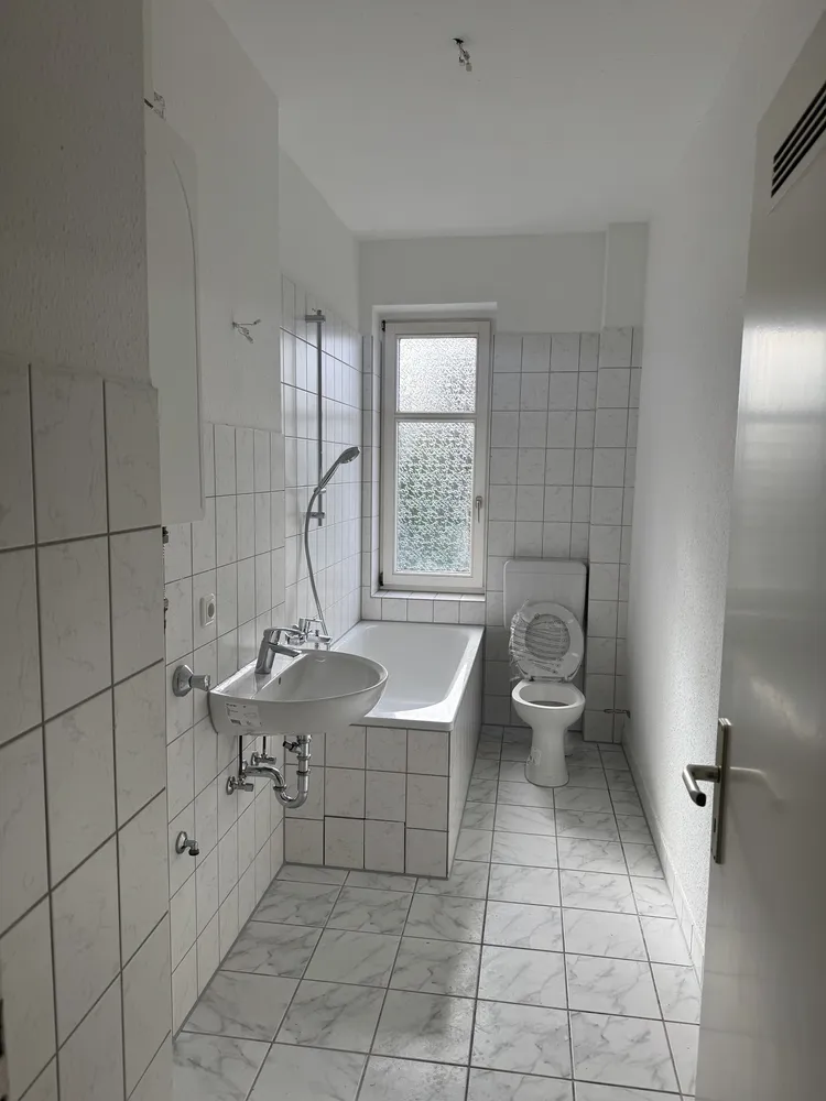 4 Zimmer Wohnung mit 72 m² in Duisburg – Bild 2
