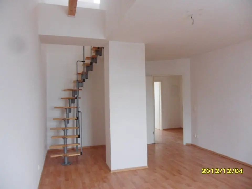 3 Zimmer Wohnung mit 70 m² in Plauen – Bild 1