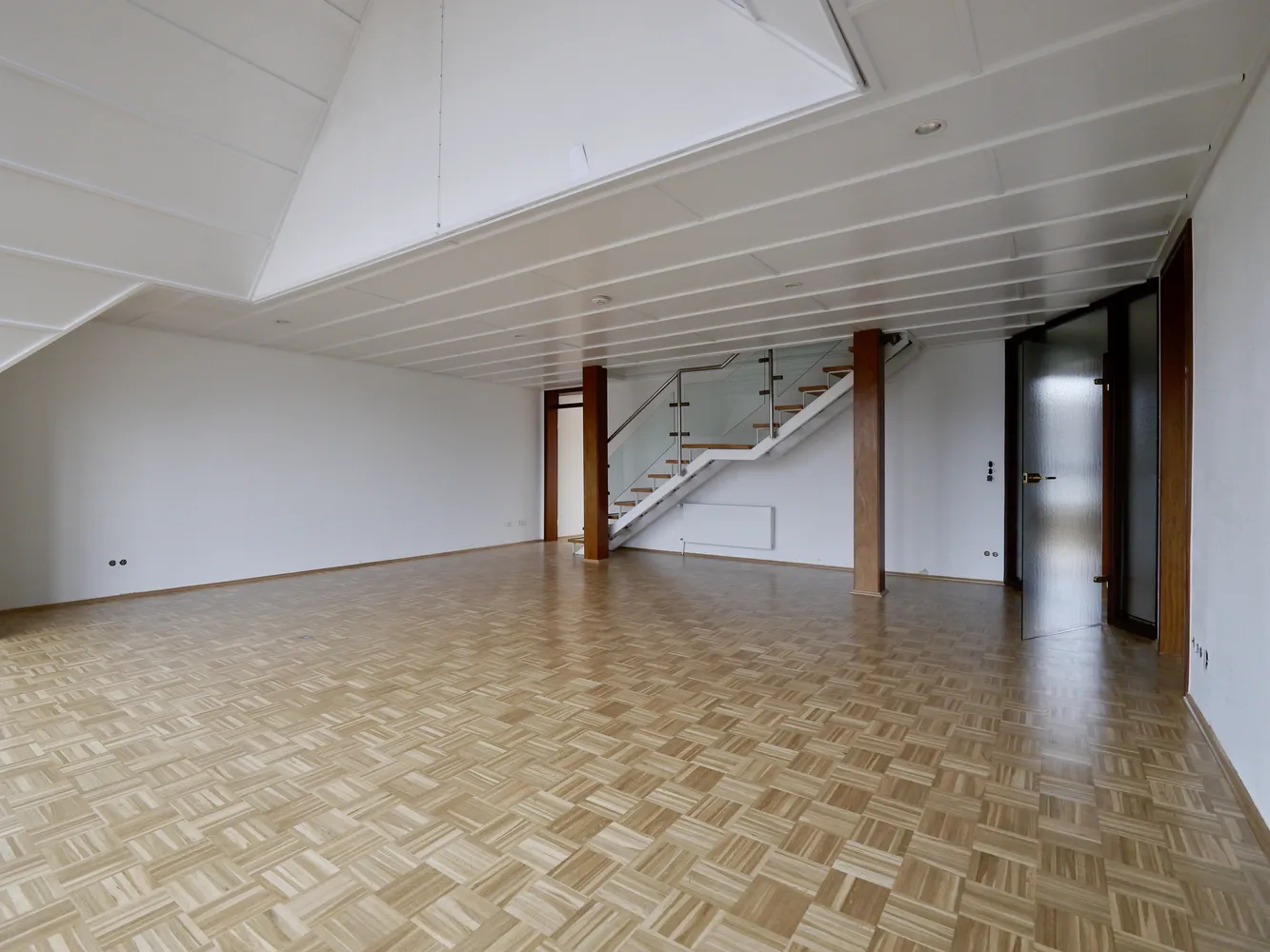 5 Zimmer Wohnung mit 168 m² in Essen – Bild 4