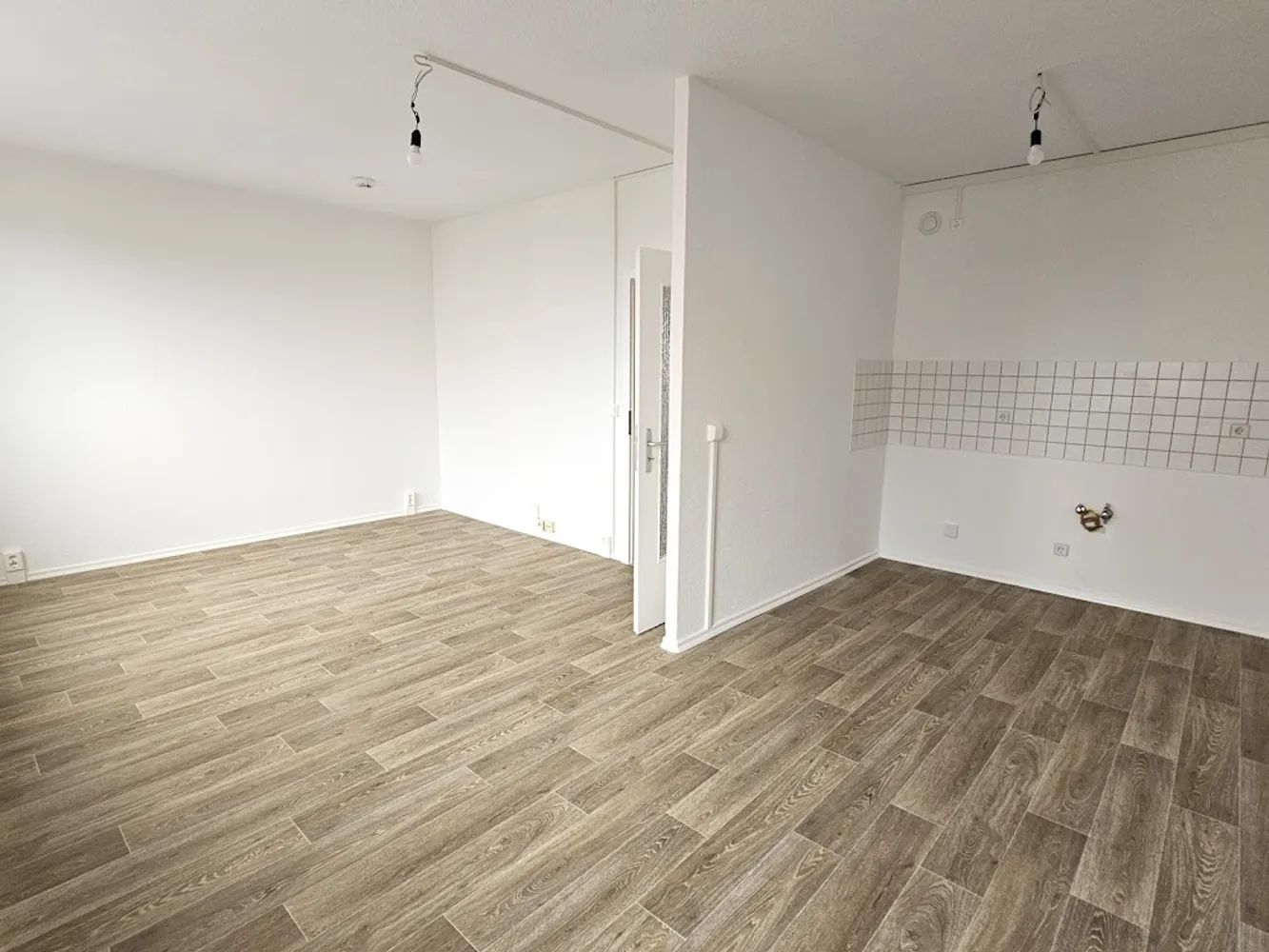 3 Zimmer Wohnung mit 56 m² in Halle (Saale) – Bild 1