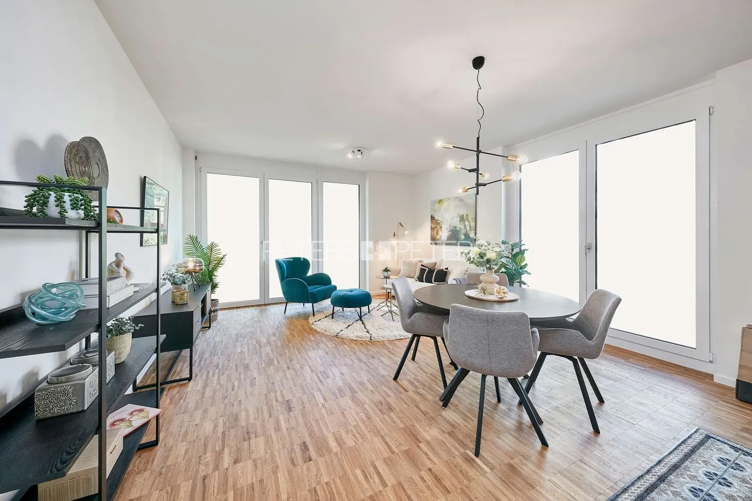 3 Zimmer Wohnung mit 76 m² in Pinneberg – Bild 2