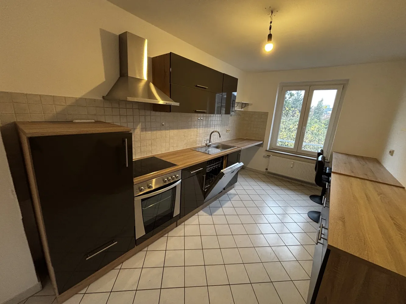 4 room apartment with 110 m² in Frankfurt am Main – Photo 3