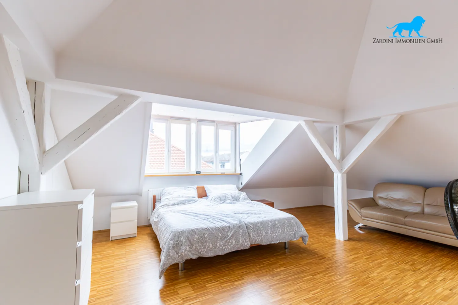 2 Zimmer Wohnung mit 84 m² in Nürnberg – Bild 11
