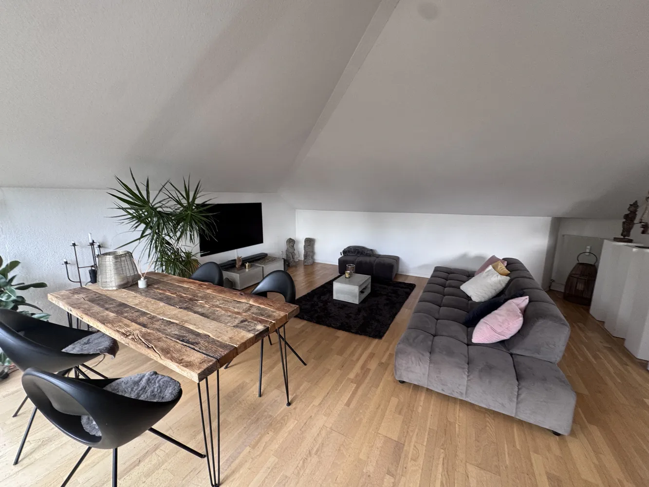 2 room apartment with 82 m² in Cologne – Photo 3