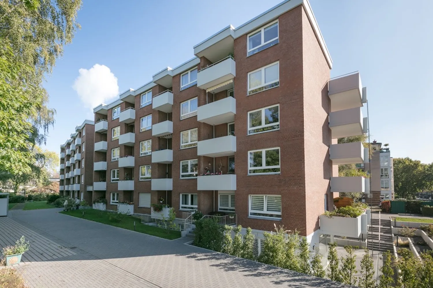 2 room apartment with 52 m² in Cologne – Photo 1