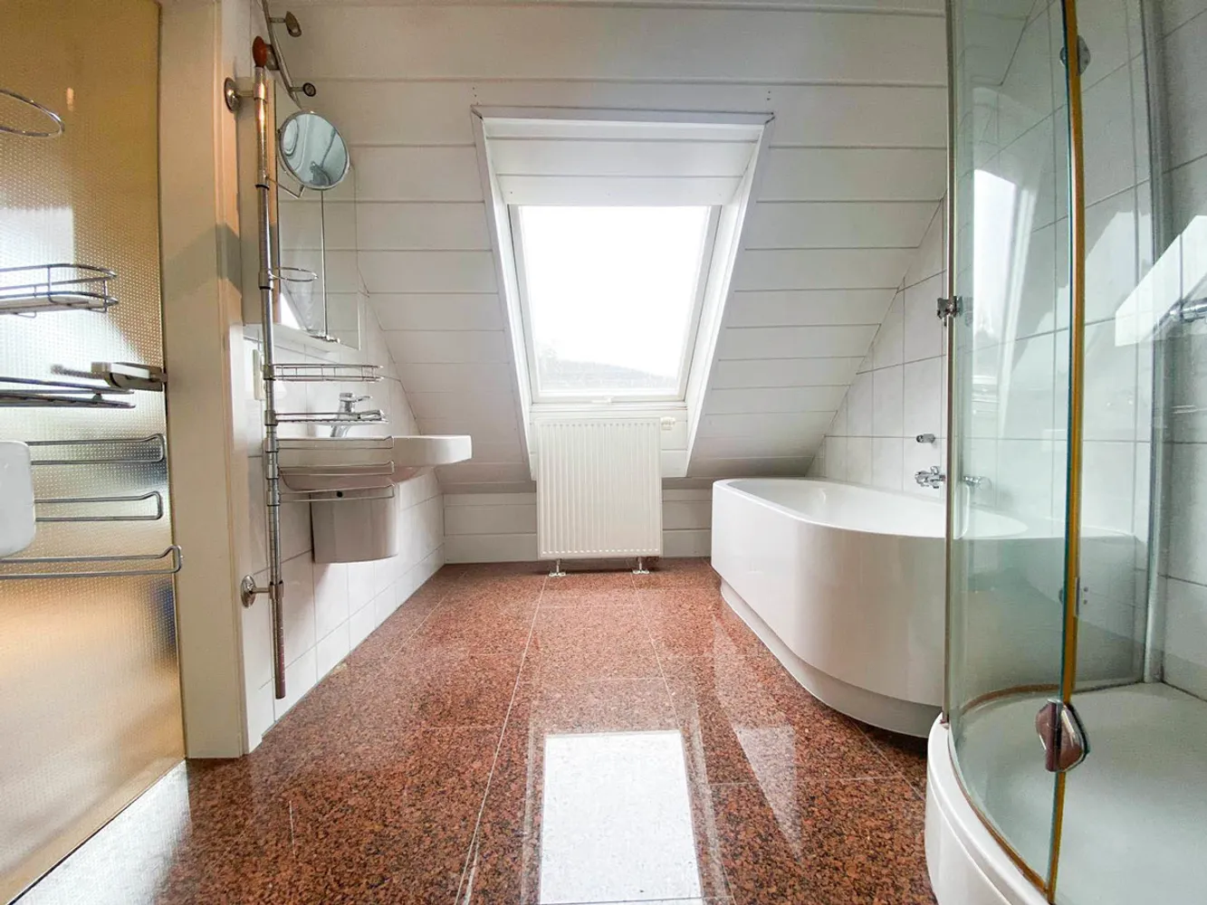 4 Zimmer Wohnung mit 110 m² in Menden (Sauerland) – Bild 4