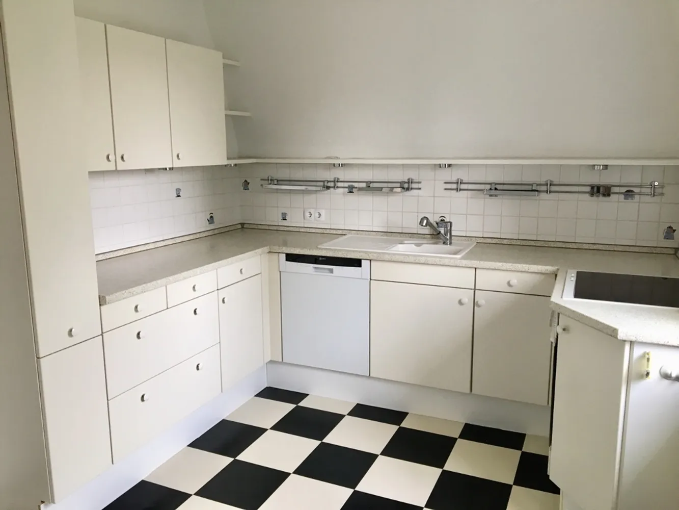 4 Zimmer Wohnung mit 100 m² in Bonn – Bild 7