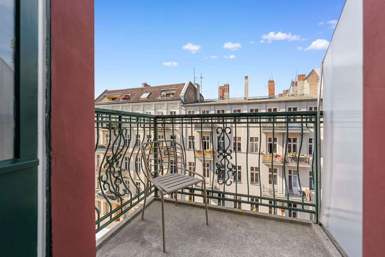 1 room apartment with 39 m² in Berlin – Photo 12