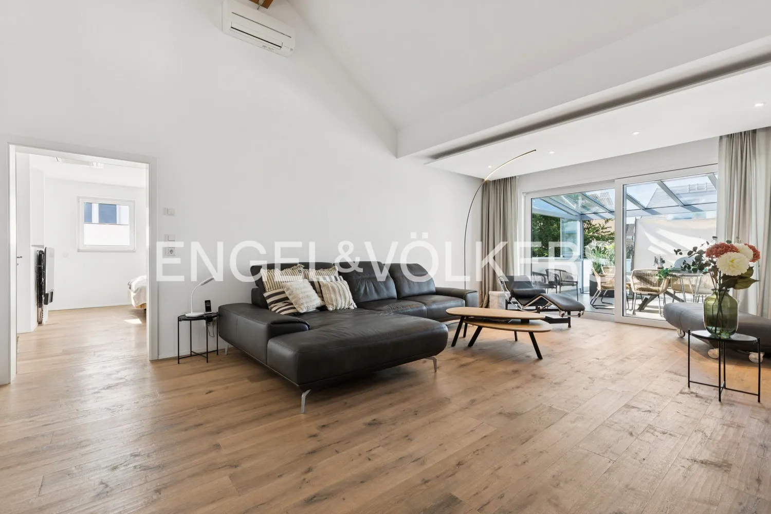 4 Zimmer Wohnung mit 233 m² in Pulheim – Bild 5