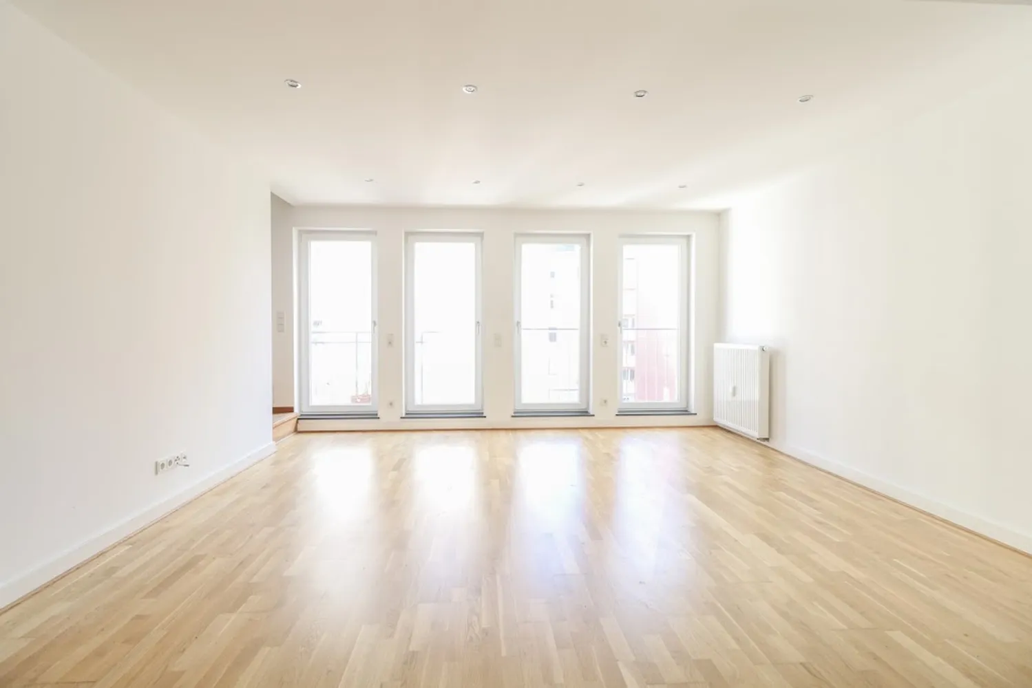4 Zimmer Wohnung mit 157 m² in Frankfurt am Main – Bild 3