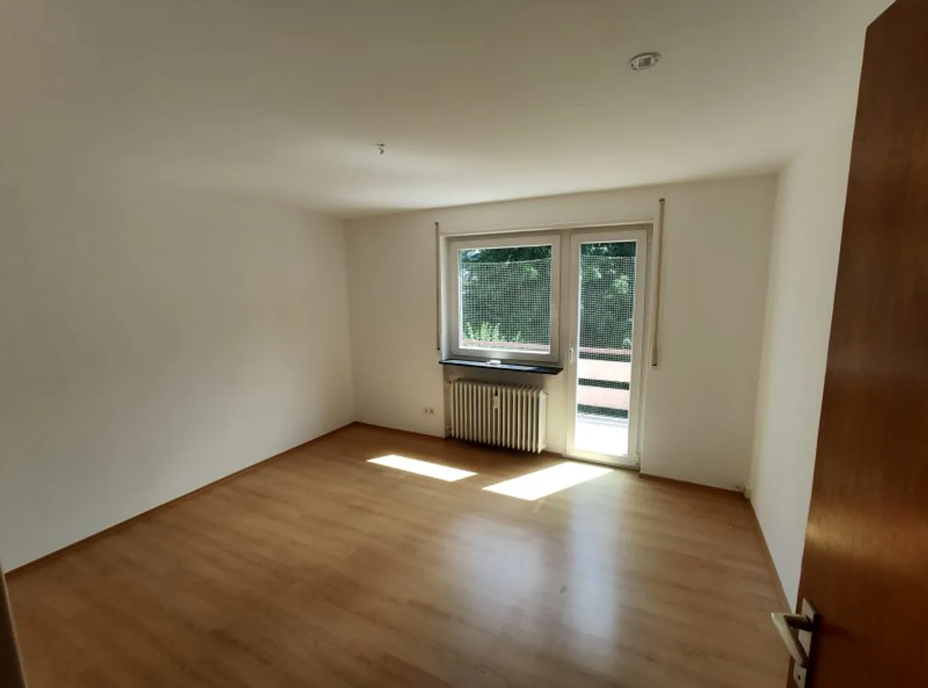 4 Zimmer Wohnung mit 102 m² in Pforzheim – Bild 2