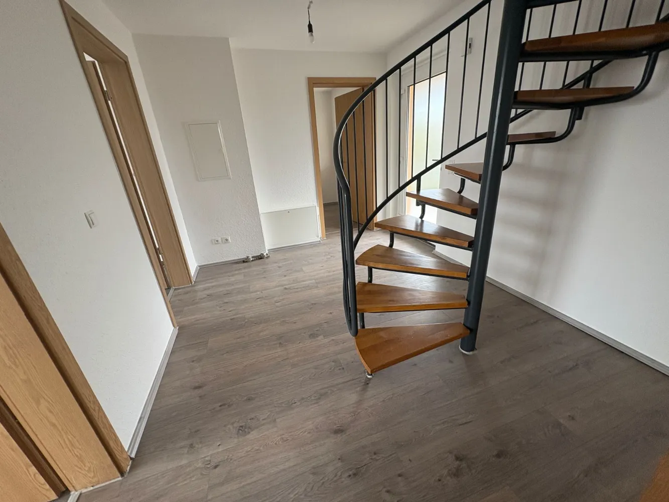 3 Zimmer Wohnung mit 82 m² in Oberhausen – Bild 2