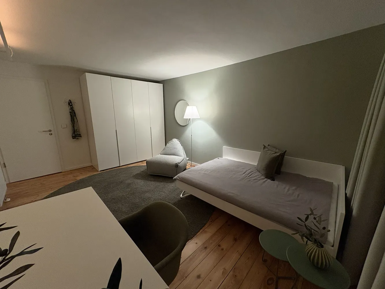 1 Zimmer Wohnung mit 32 m² in Erlangen – Bild 2