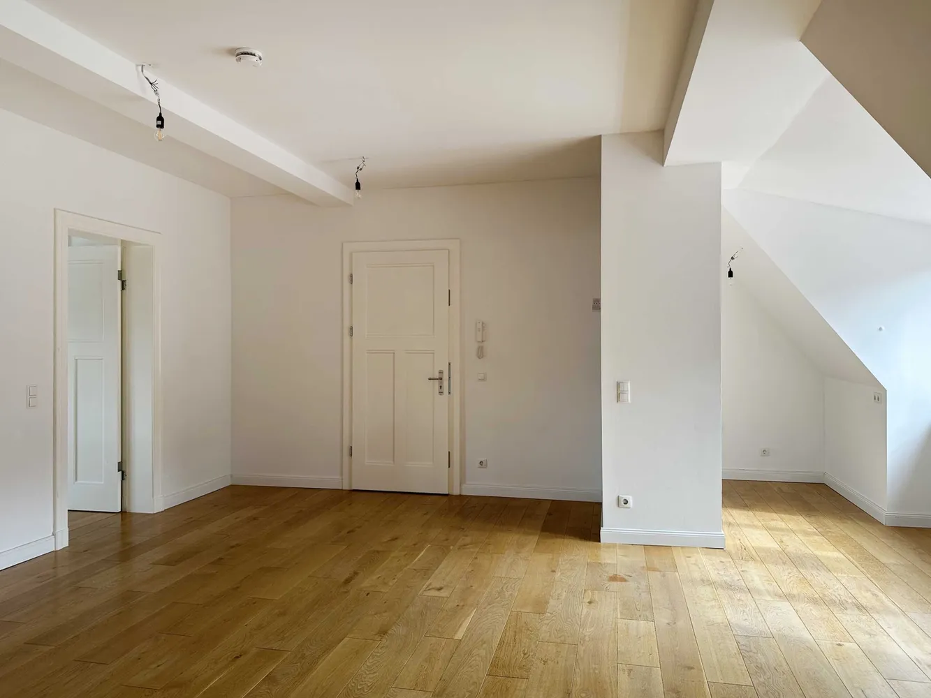 4 Zimmer Wohnung mit 126 m² in Halle (Saale) – Bild 4