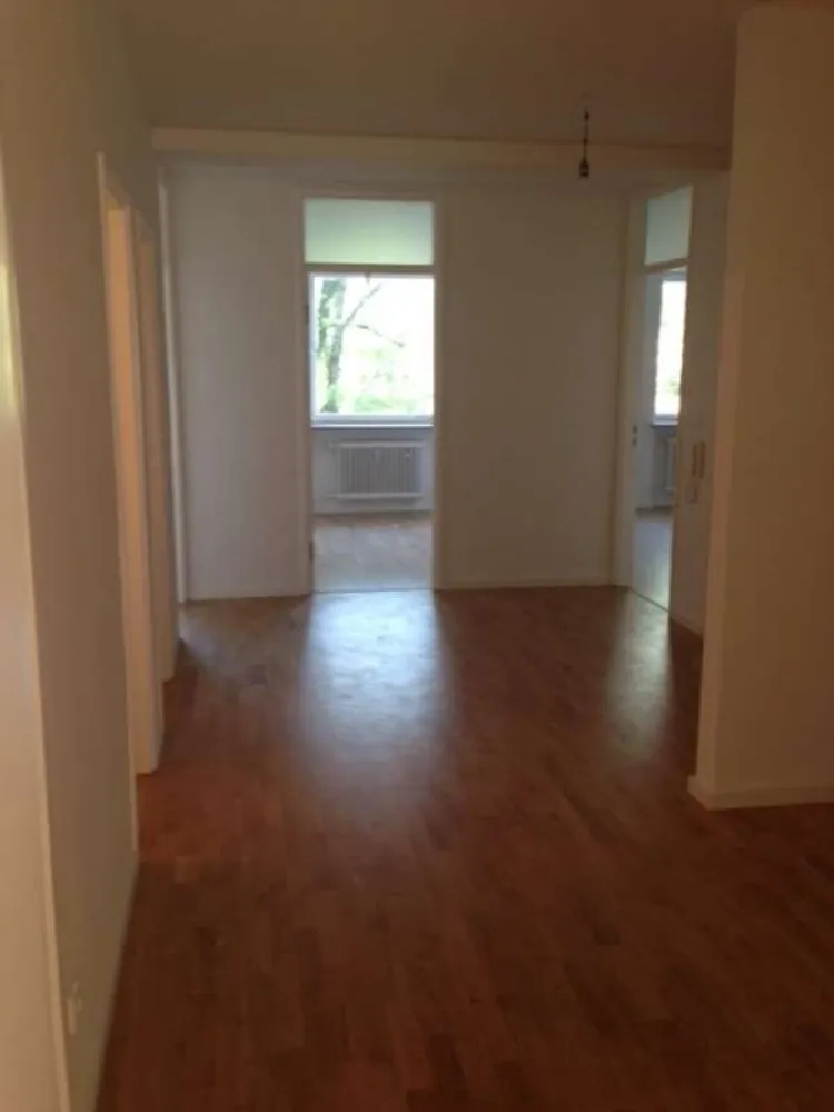 4 Zimmer Wohnung mit 90 m² in München – Bild 4