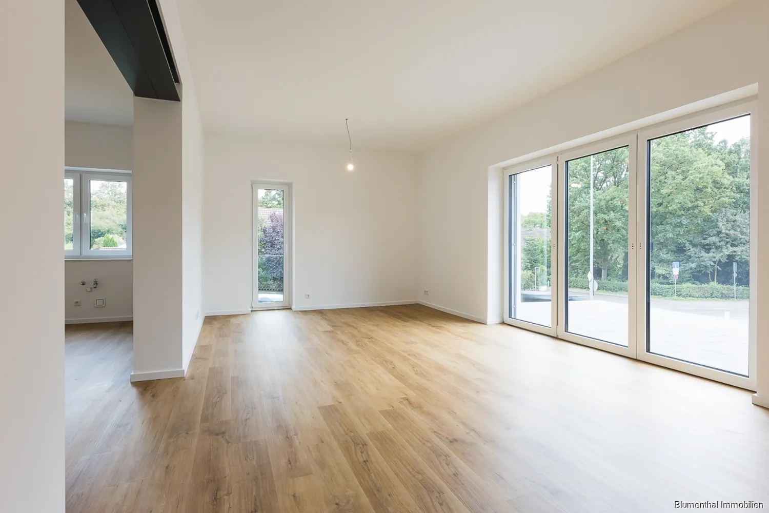 2 room apartment with 81 m² in Bielefeld – Photo 11
