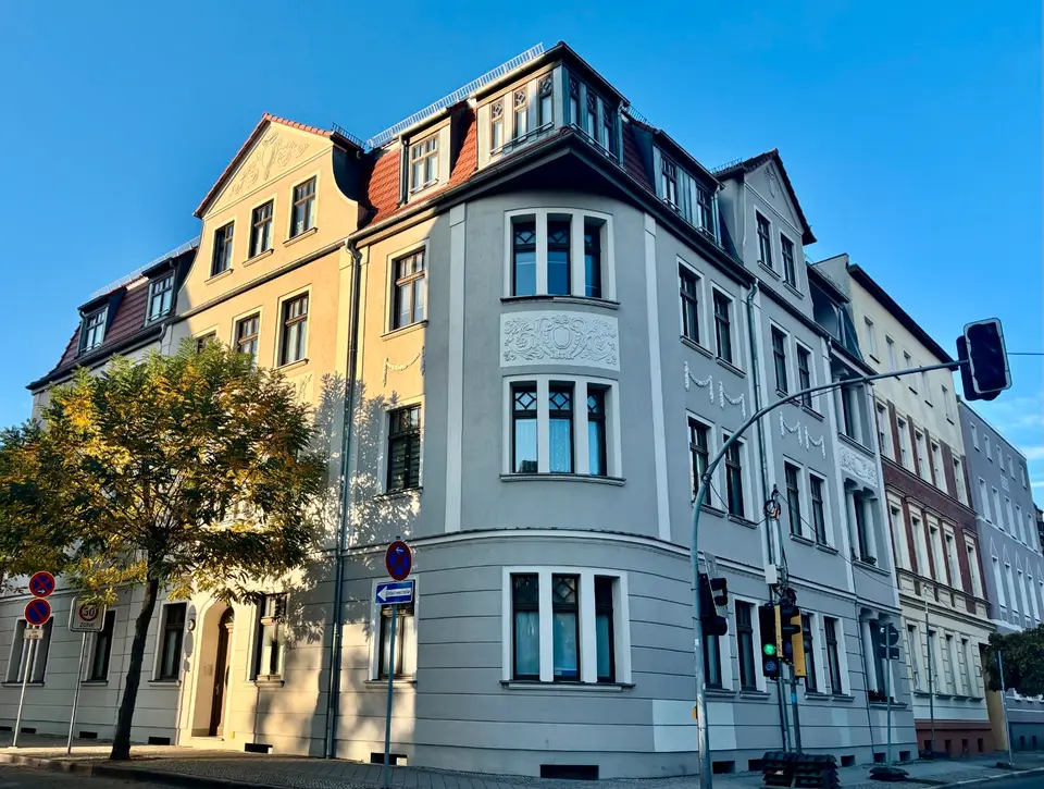 2 Zimmer Wohnung mit 76 m² in Rathenow – Bild 2