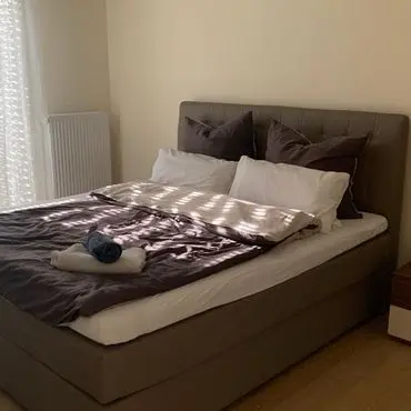 WG-Zimmer mit 35 m² in Frankfurt am Main – Bild 1