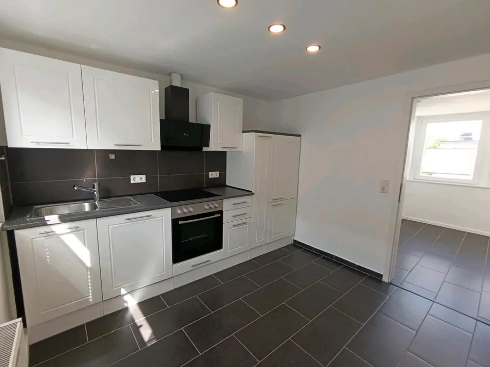 2 Zimmer Wohnung mit 82 m² in Leer – Bild 3