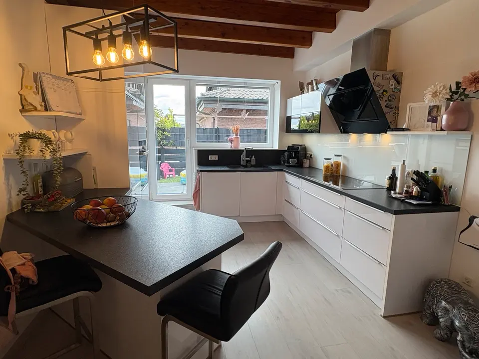 7 Zimmer Wohnung mit 220 m² in Kleve – Bild 1