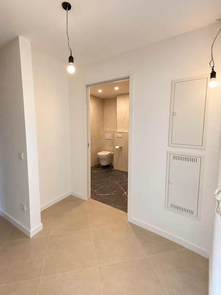 2 Zimmer Wohnung mit 65 m² in München – Bild 2