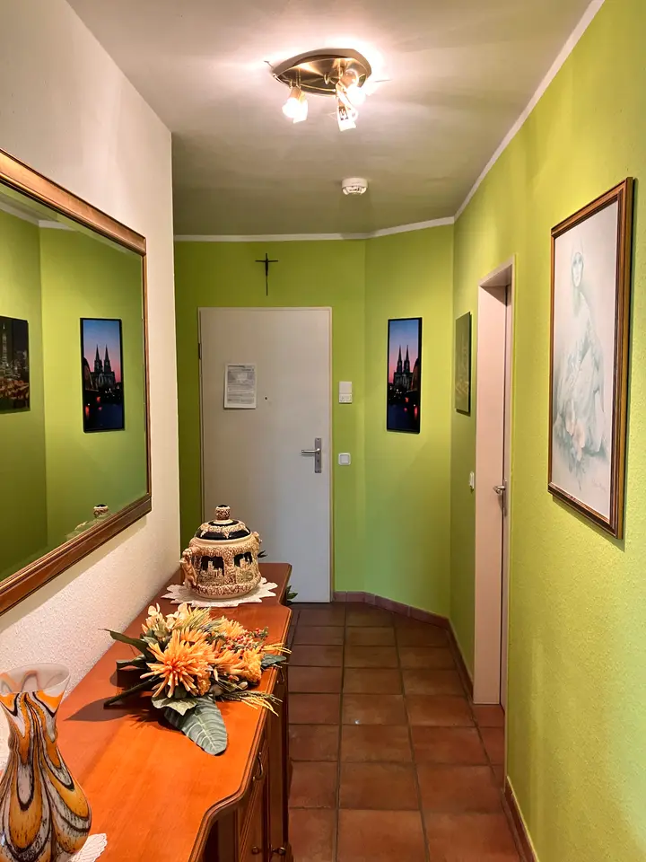 2 Zimmer Wohnung mit 66 m² in Köln – Bild 9