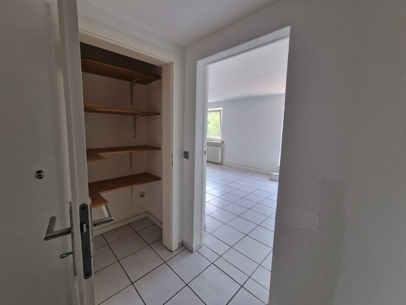 4 Zimmer Wohnung mit 117 m² in Duisburg – Bild 3