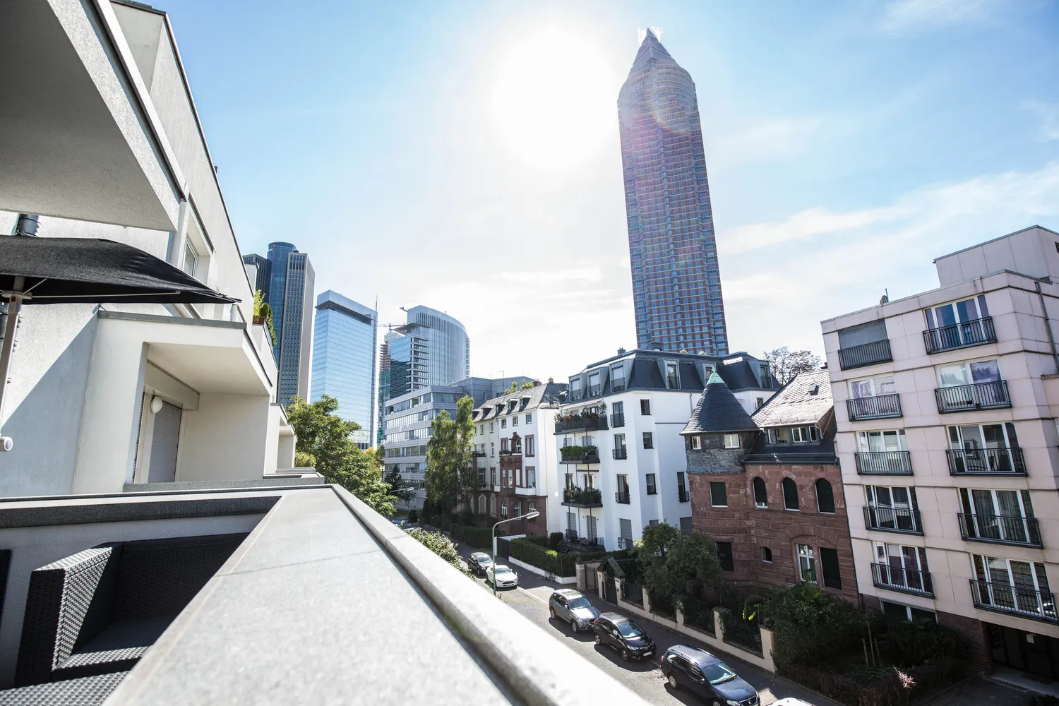 2 Zimmer Wohnung mit 74 m² in Frankfurt am Main – Bild 1