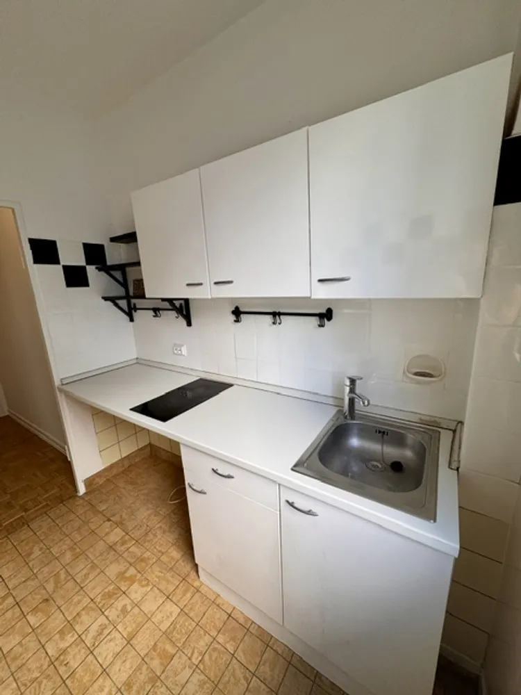 1 Zimmer Wohnung mit 30 m² in Frankfurt am Main – Bild 11