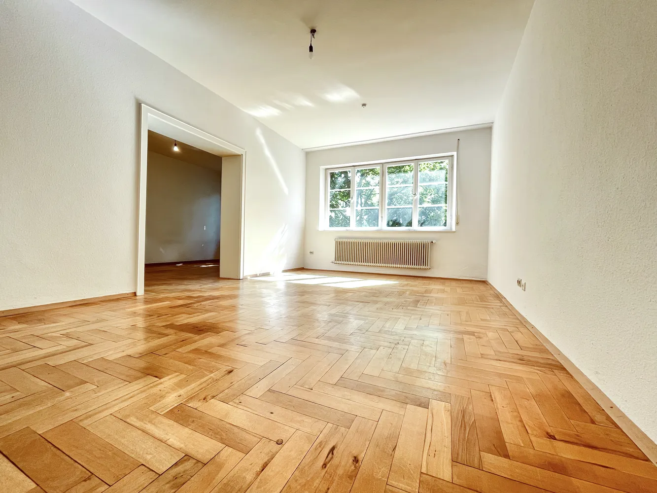 5 Zimmer Wohnung mit 139 m² in Stuttgart – Bild 2