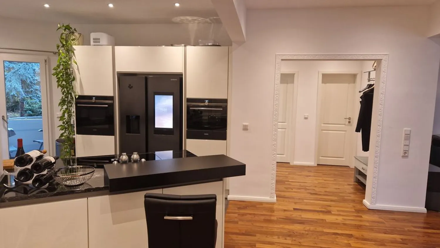 4 Zimmer Wohnung mit 114 m² in Düsseldorf – Bild 2