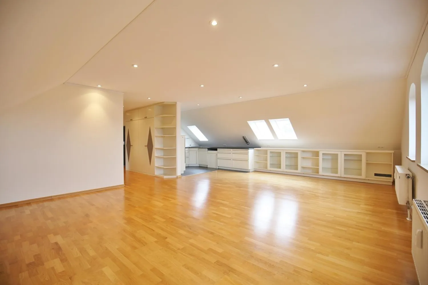 2 room apartment with 80 m² in Hamburg – Photo 5