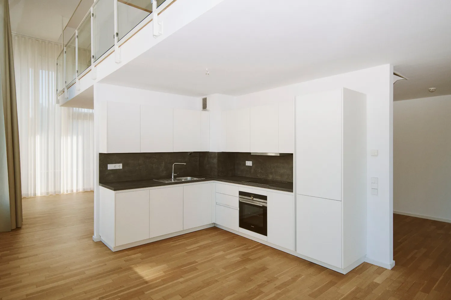 2 Zimmer Wohnung mit 186 m² in Hannover – Bild 5