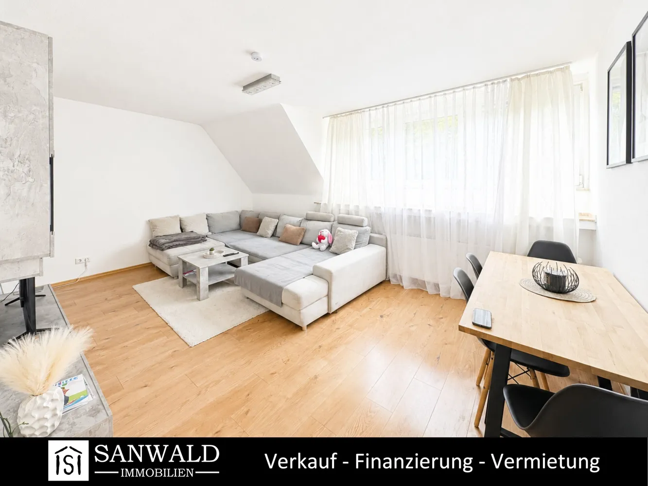3 room apartment with 70 m² in Düsseldorf – Photo 2