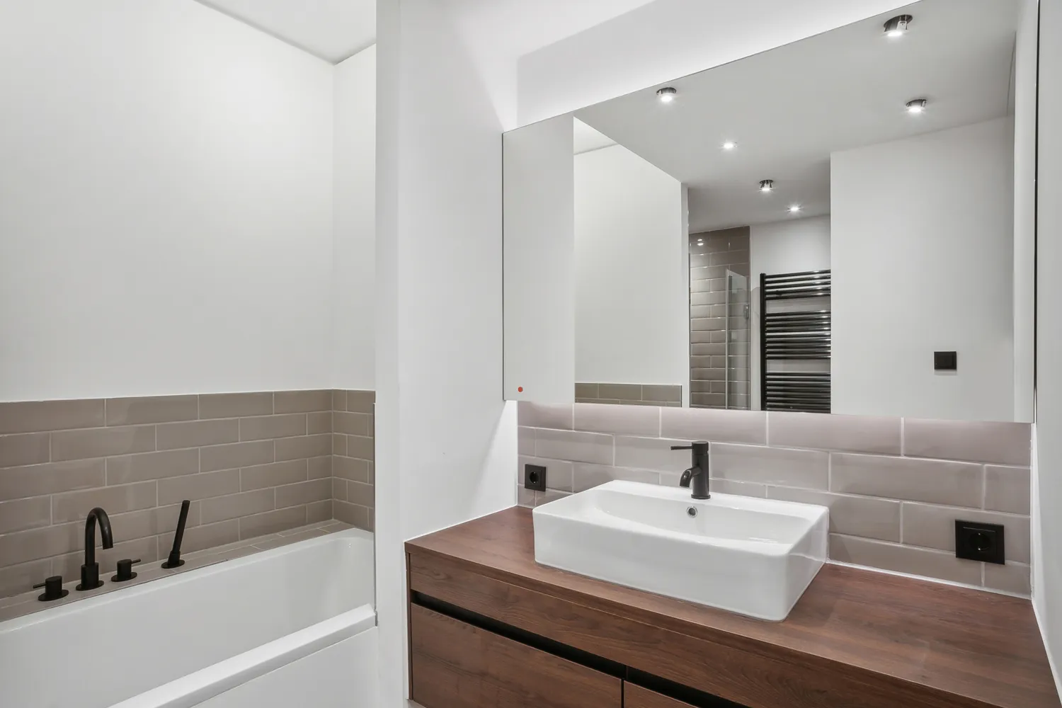 1 Zimmer Wohnung mit 38 m² in Hamburg – Bild 8
