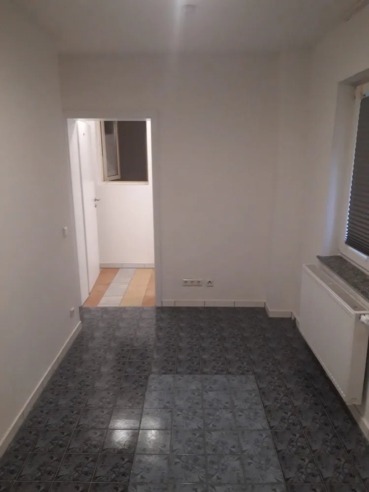 8 Zimmer Wohnung mit 210 m² in Stuttgart – Bild 5