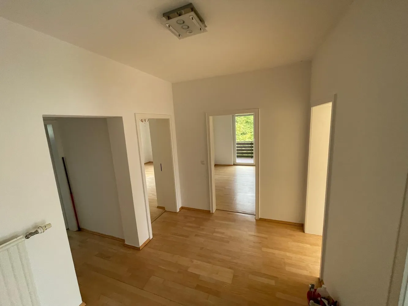 3 Zimmer Wohnung mit 91 m² in Wiesbaden – Bild 3
