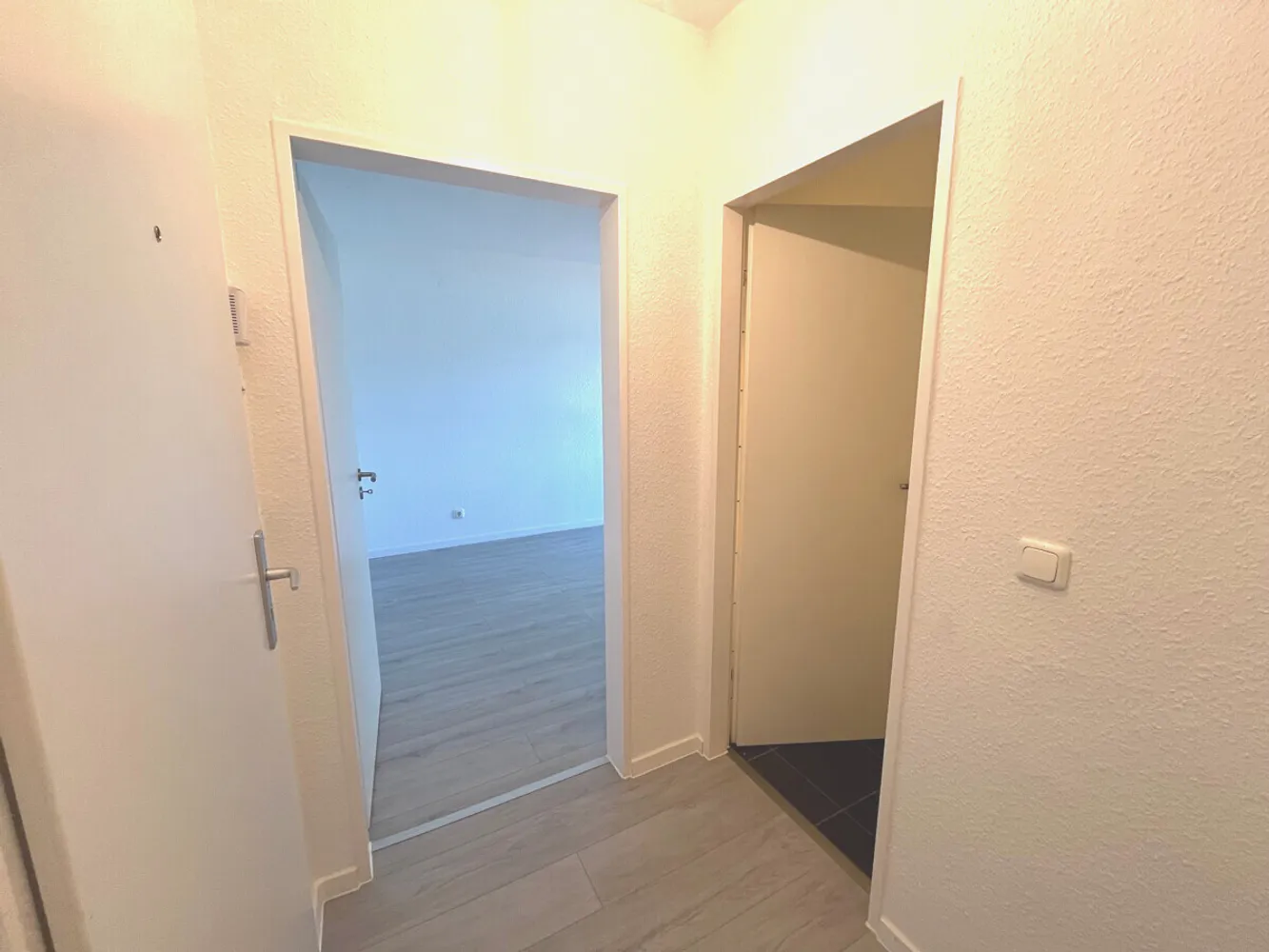1 Zimmer Wohnung mit 29 m² in Duisburg – Bild 2
