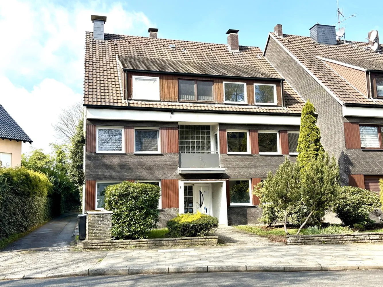 4 Zimmer Wohnung mit 136 m² in Bochum – Bild 4